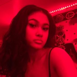 Meet your Posher, Gabriella